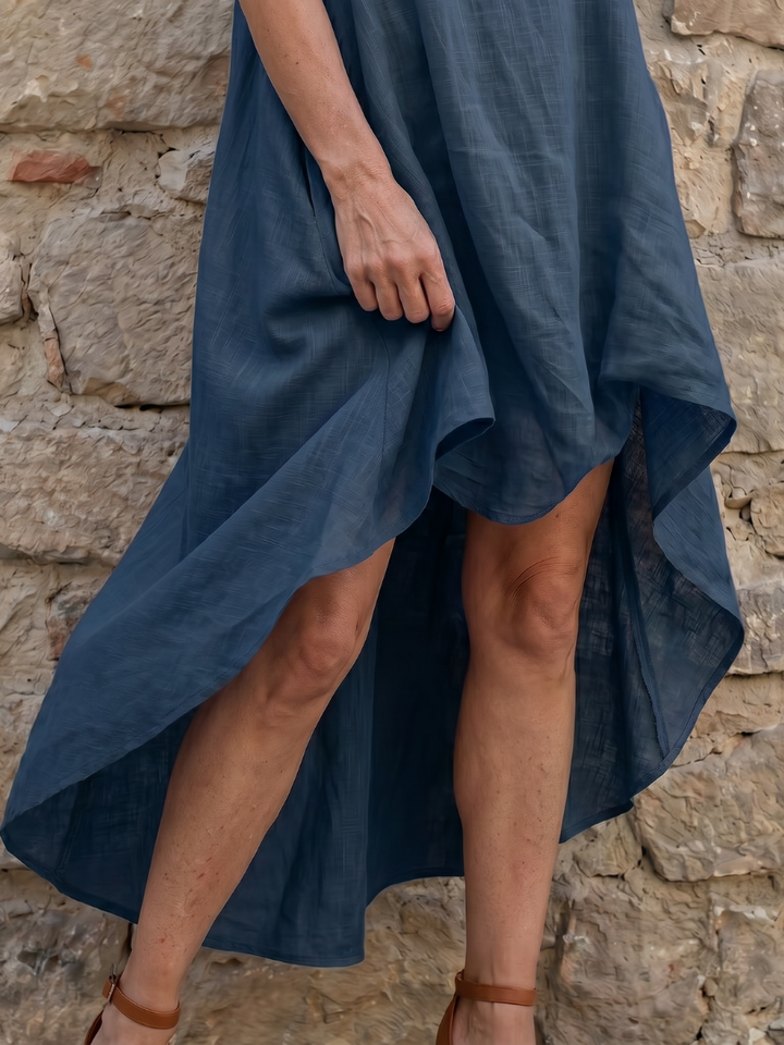Grier | Fliessendes Hoch-Tief Kleid mit sauberem Rundhalsausschnitt