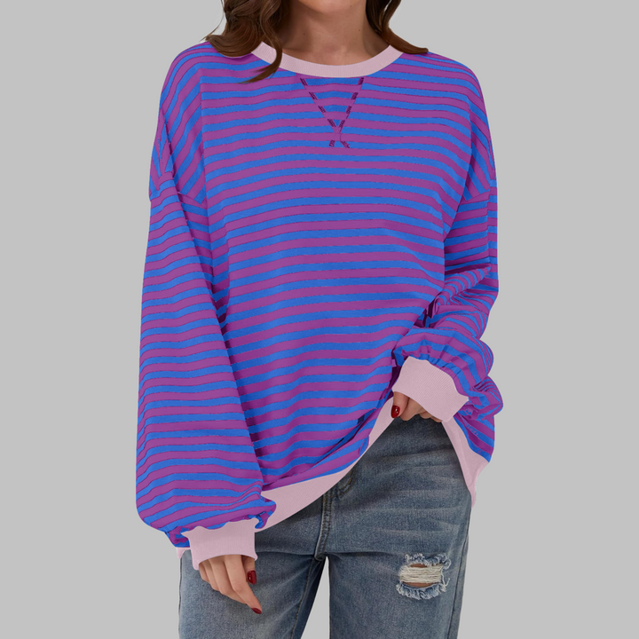 Martha | Übergrosses gestreiftes Sweatshirt in entspannter Passform aus weichem Strick