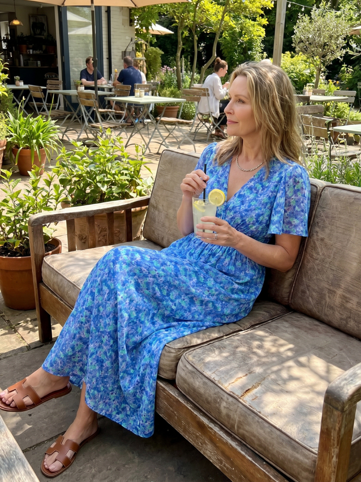 Juna | Kurzarm Ditsy Floral Print Midi Kleid
