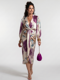 Valentina | Kreuzwickel-Taille Bedrucktes Midi-Kleid