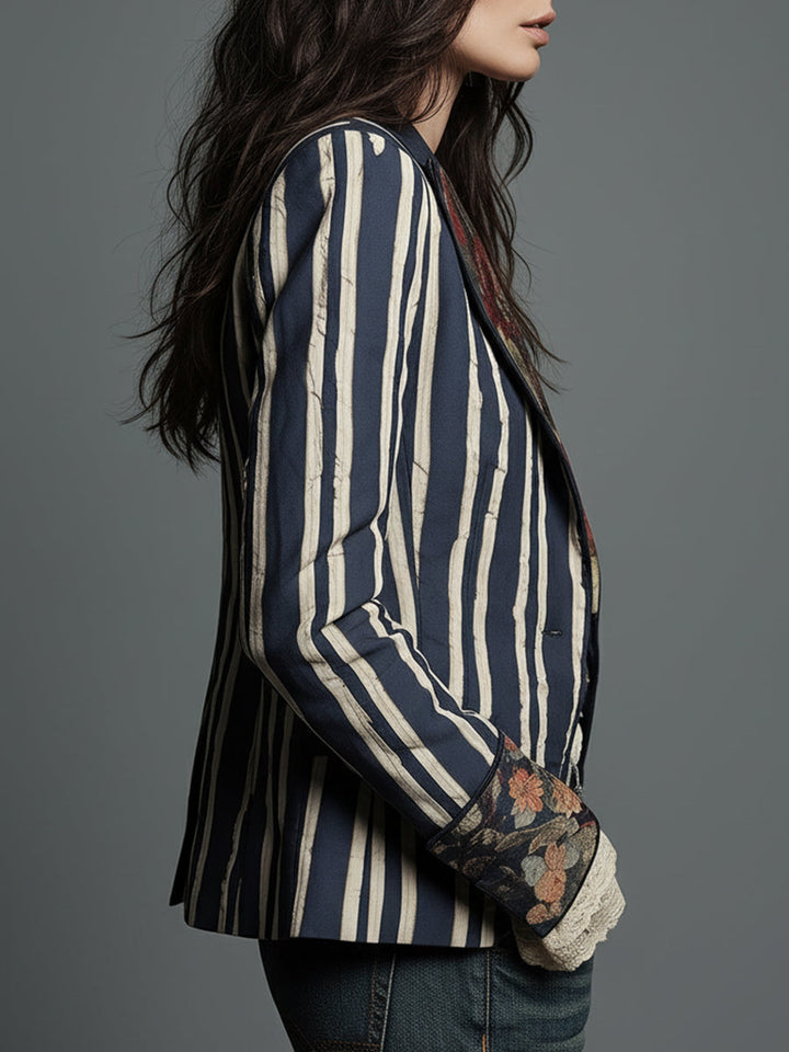 Cindy | Boho Blazer mit floralen Details und Streifen