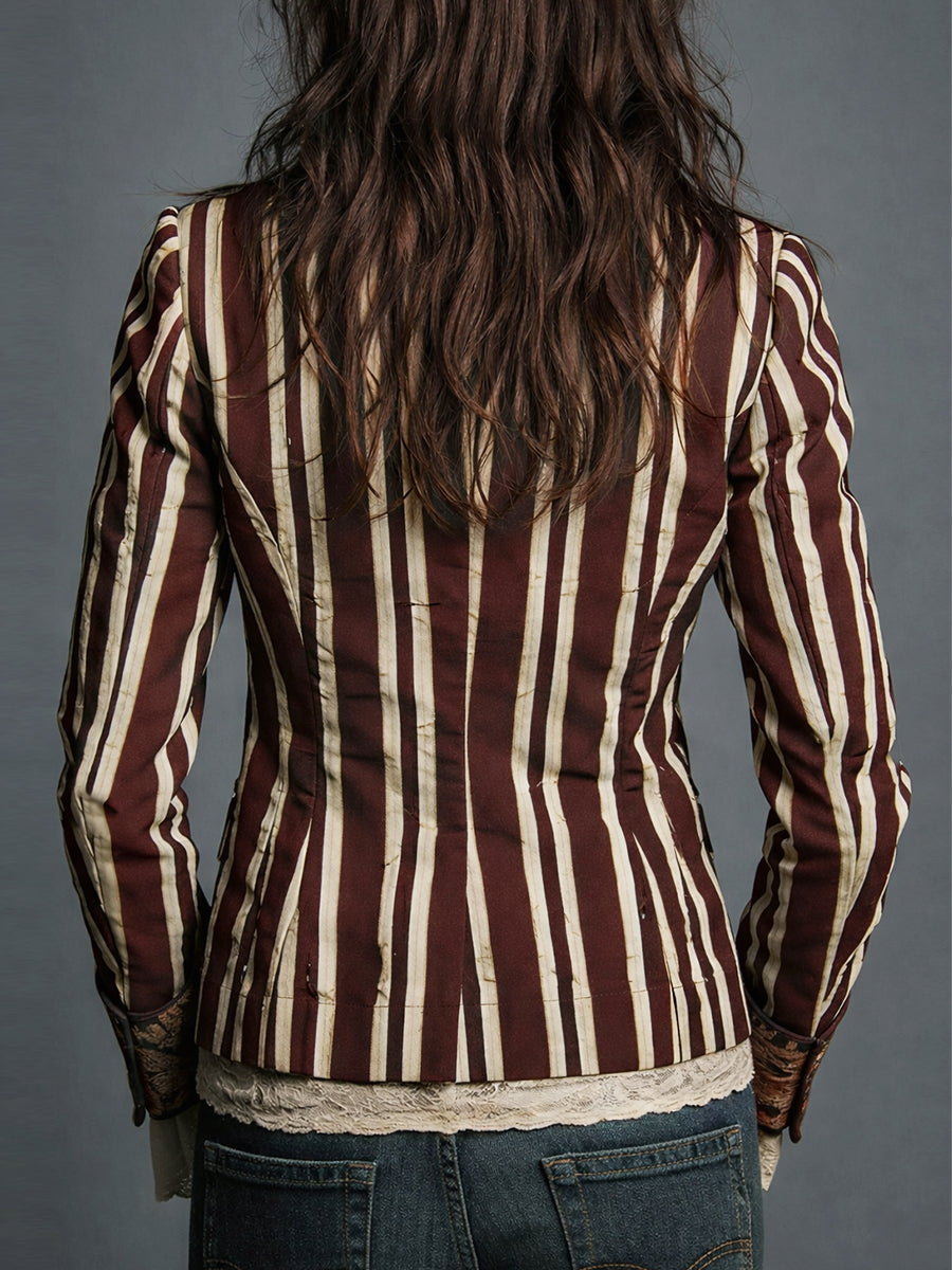 Cindy | Boho Blazer mit floralen Details und Streifen