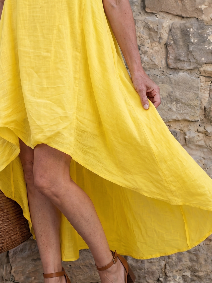 Grier | Fliessendes Hoch-Tief Kleid mit sauberem Rundhalsausschnitt
