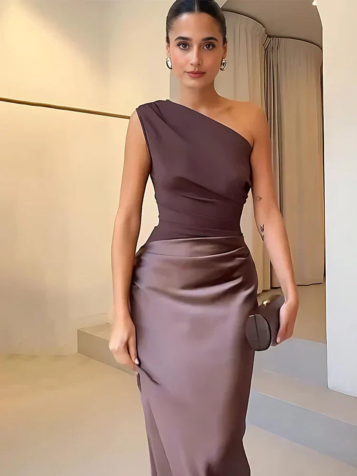 Ashley | Maxikleid mit einem Hauch von Satin