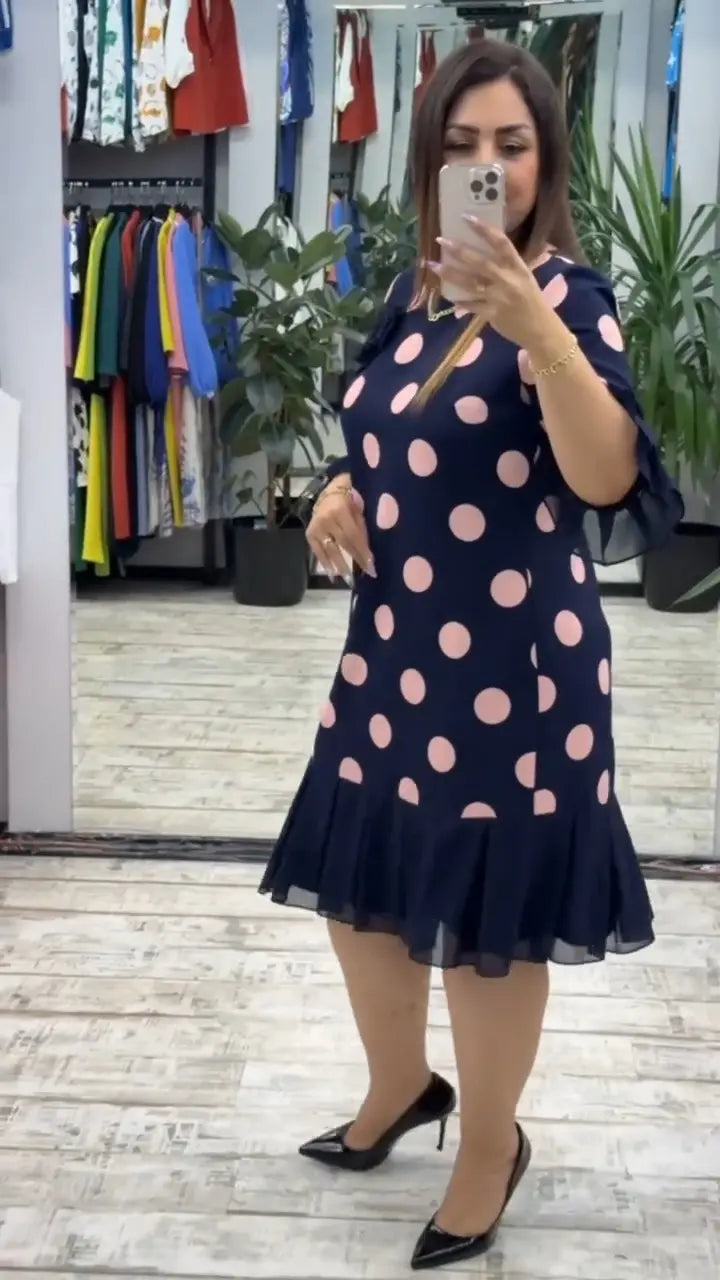 Odette | Weiches Polka Dot Kleid mit ausgestelltem Rüschensaum Navy Pink
