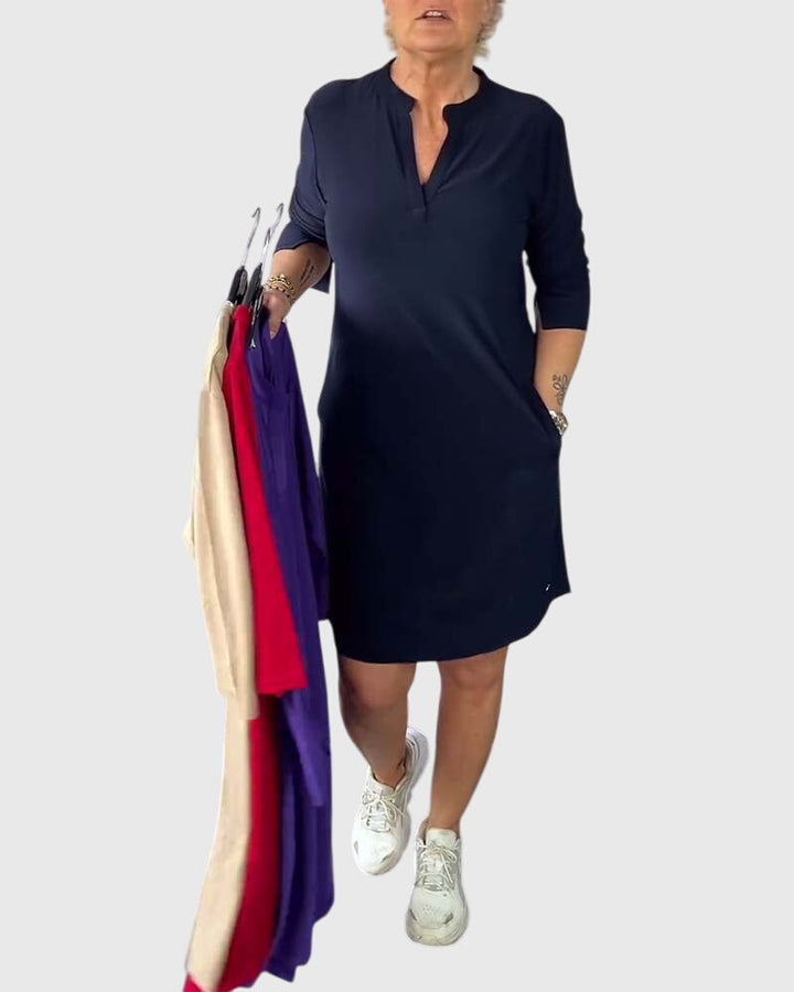 Destiny | Unifarbenes V-Ausschnittkleid