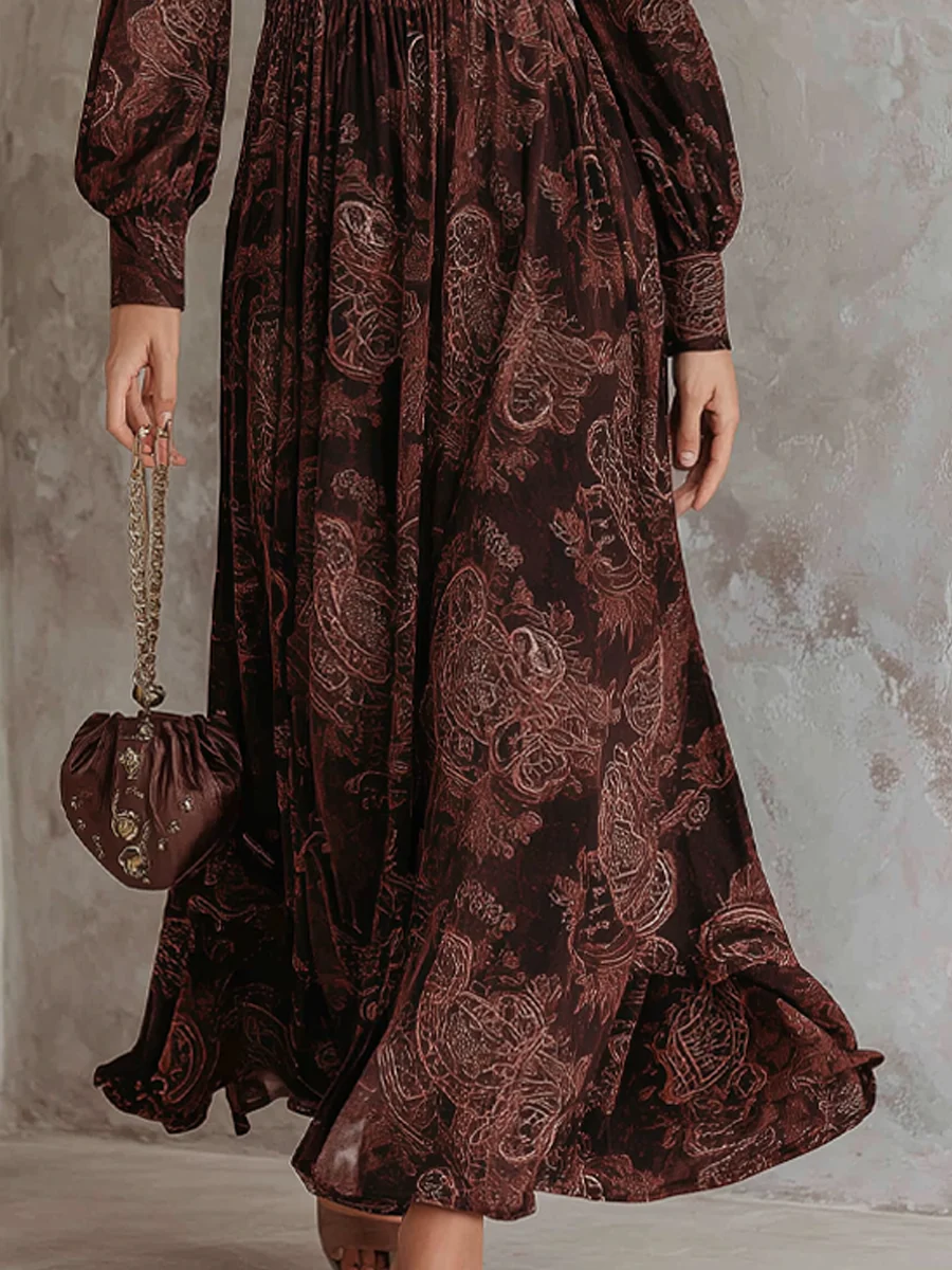 Ariane | Maxikleid mit Paisleymuster und tailliertem Schnitt